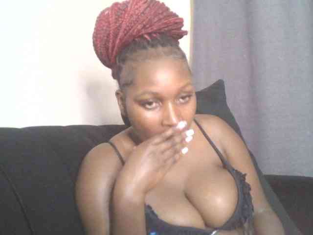 SexyBanni webcam