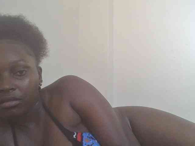 SexyBanni webcam
