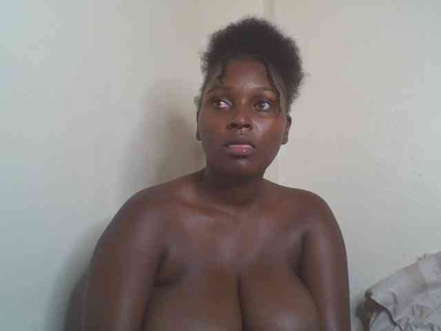SexyBanni webcam