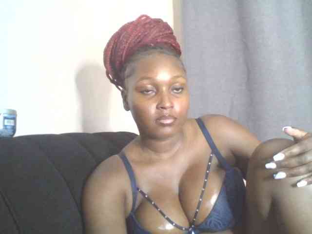 SexyBanni webcam