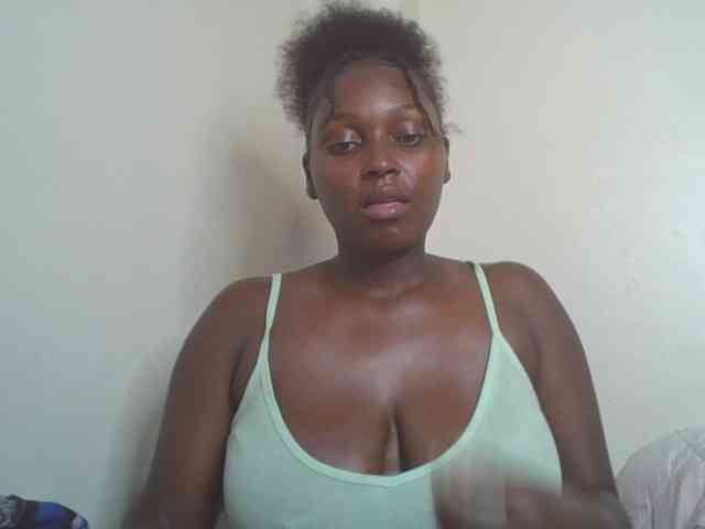 SexyBanni webcam