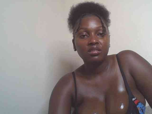 SexyBanni webcam