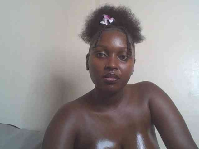 SexyBanni webcam