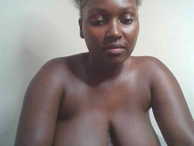 SexyBanni webcam