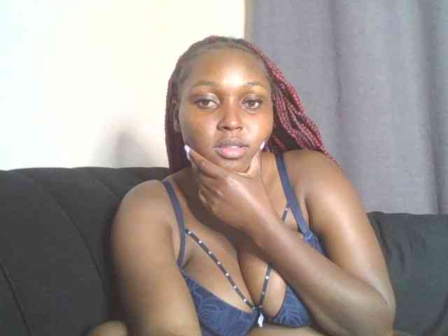 SexyBanni webcam