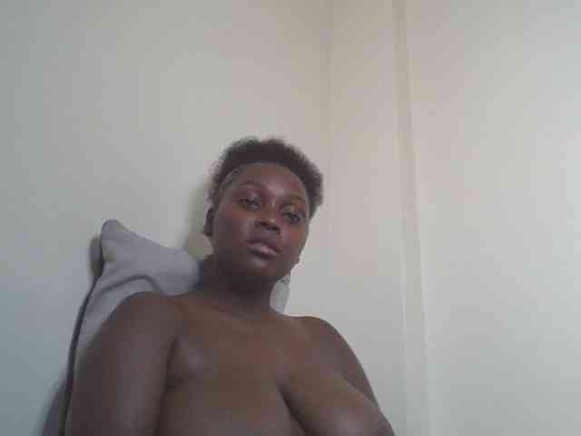 SexyBanni webcam