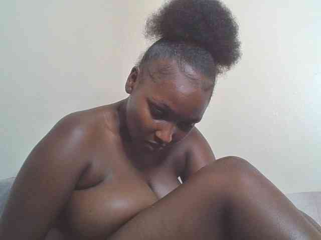 SexyBanni webcam