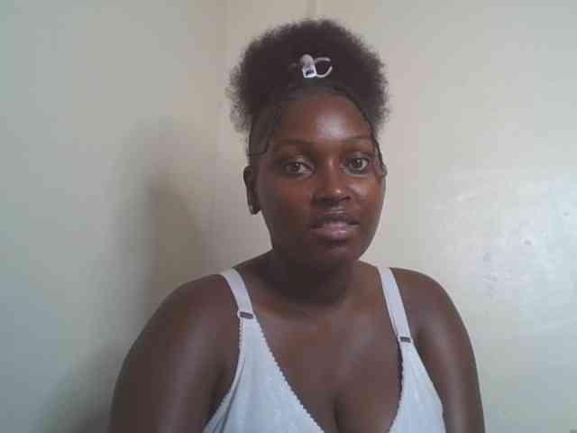 SexyBanni webcam