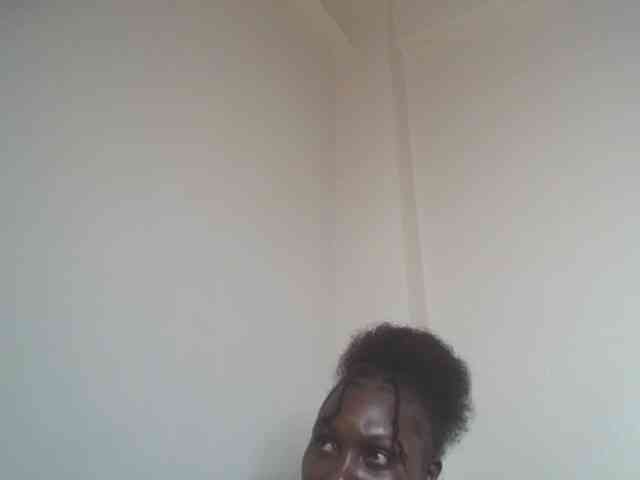 SexyBanni webcam