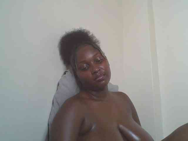 SexyBanni webcam