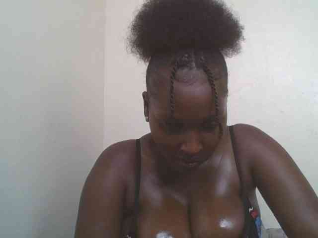 SexyBanni webcam