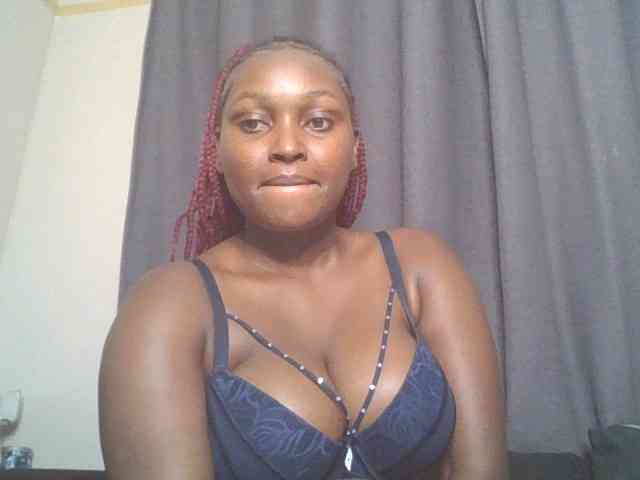 SexyBanni webcam