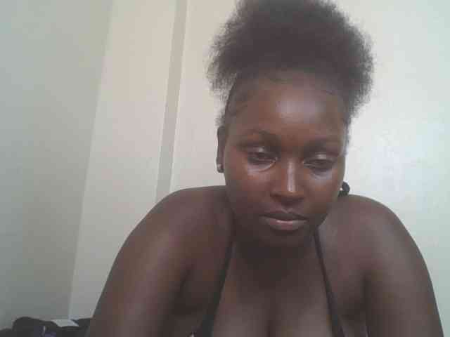 SexyBanni webcam