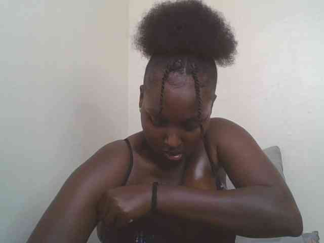 SexyBanni webcam