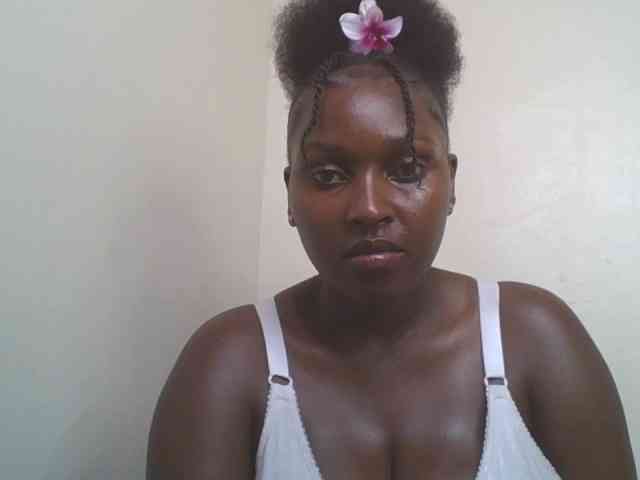 SexyBanni webcam
