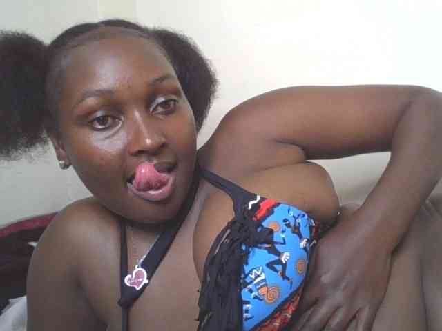 SexyBanni webcam