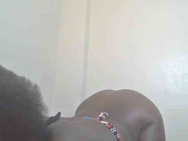SexyBanni webcam