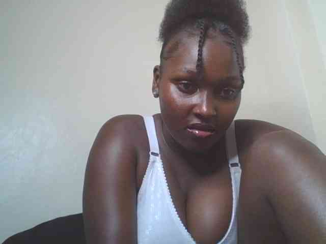 SexyBanni webcam