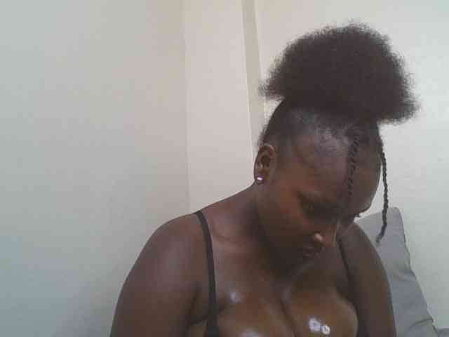 SexyBanni webcam