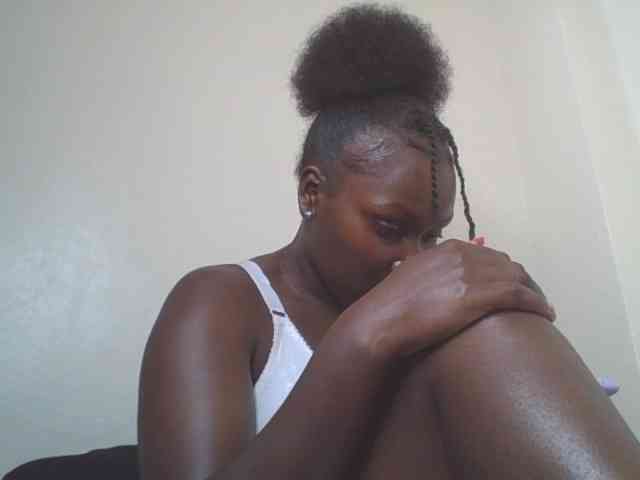 SexyBanni webcam