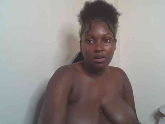 SexyBanni webcam