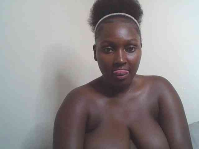 SexyBanni webcam