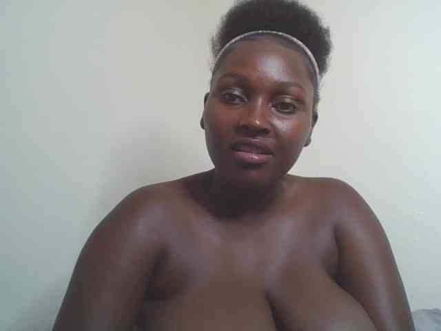 SexyBanni webcam