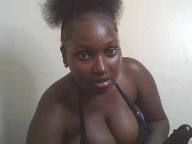 SexyBanni webcam