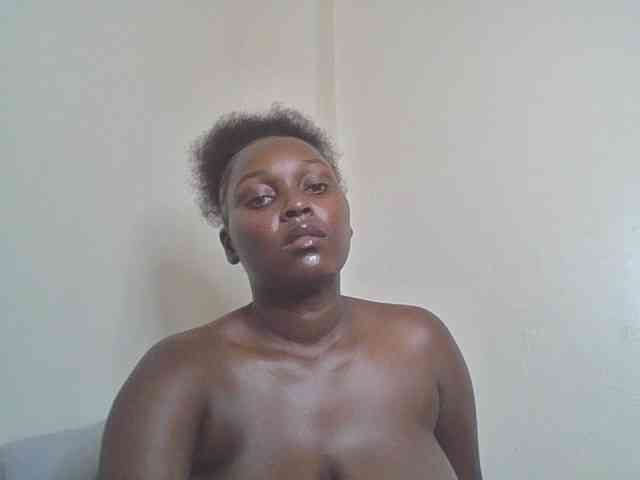 SexyBanni webcam
