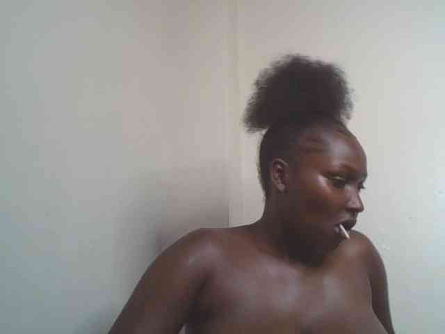SexyBanni webcam
