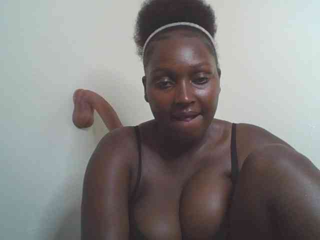 SexyBanni webcam