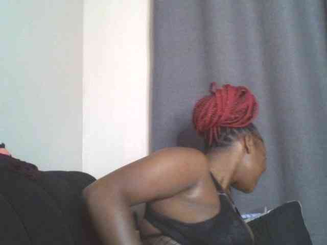 SexyBanni webcam