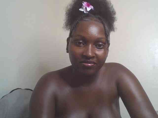 SexyBanni webcam