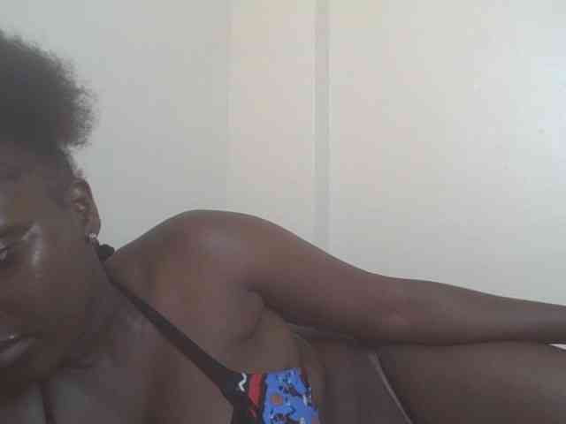 SexyBanni webcam
