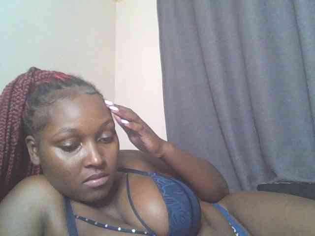 SexyBanni webcam