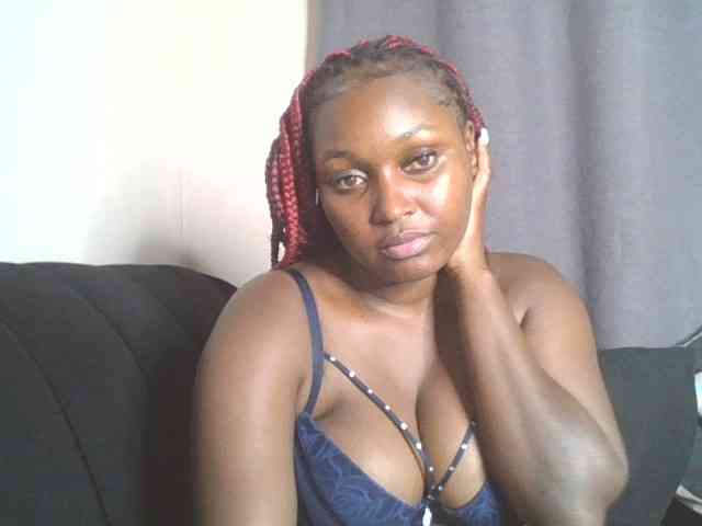 SexyBanni webcam