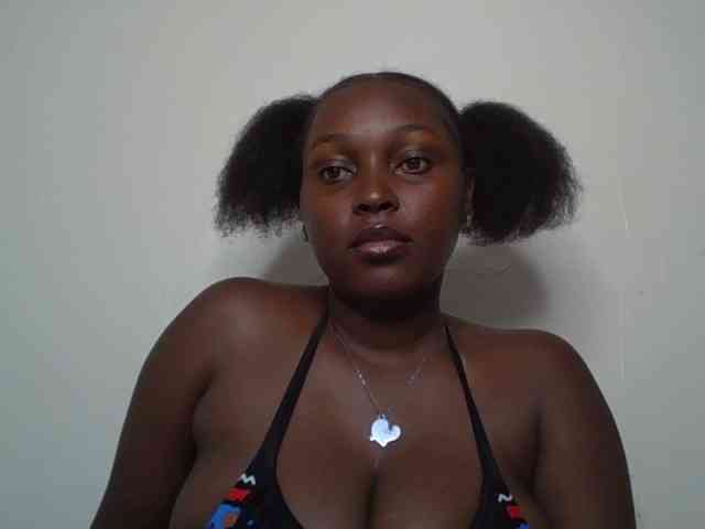 SexyBanni webcam
