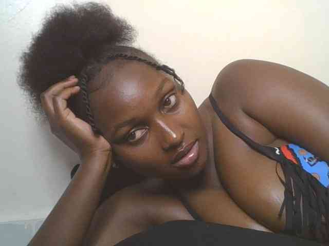 SexyBanni webcam