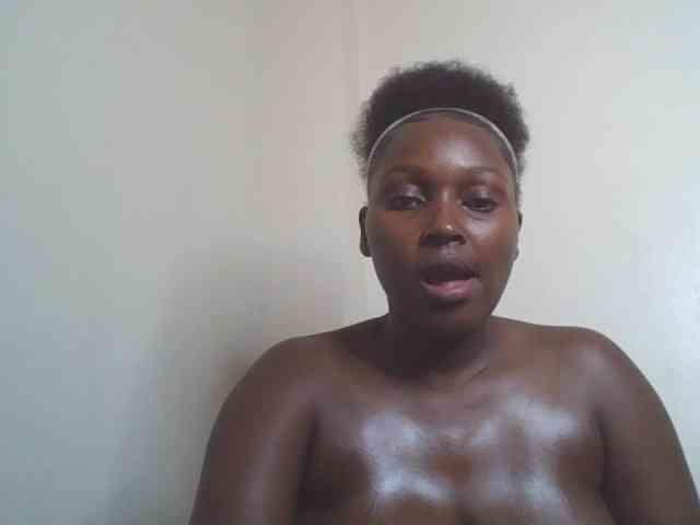 SexyBanni webcam