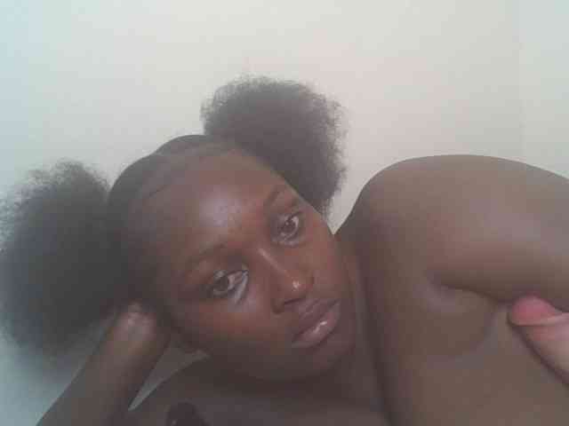 SexyBanni webcam