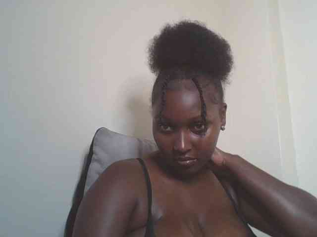 SexyBanni webcam