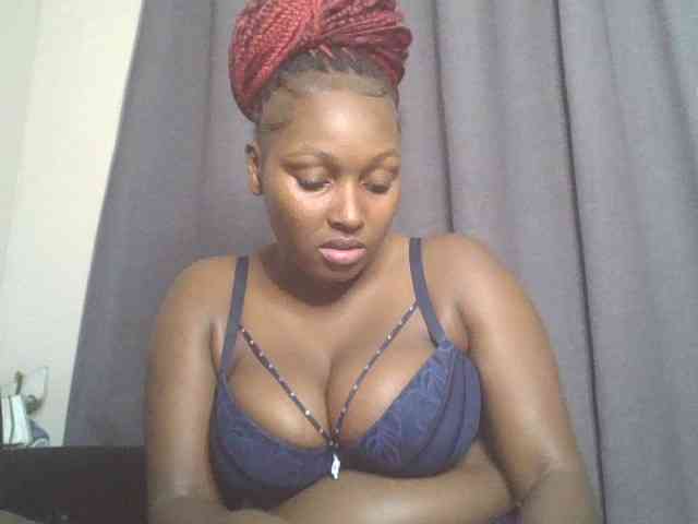 SexyBanni webcam