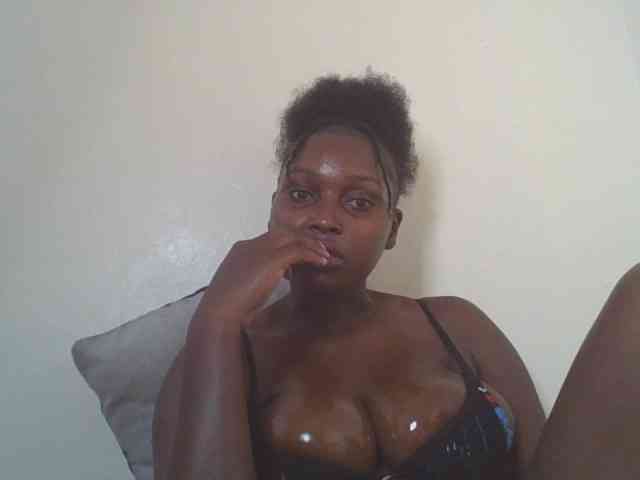 SexyBanni webcam