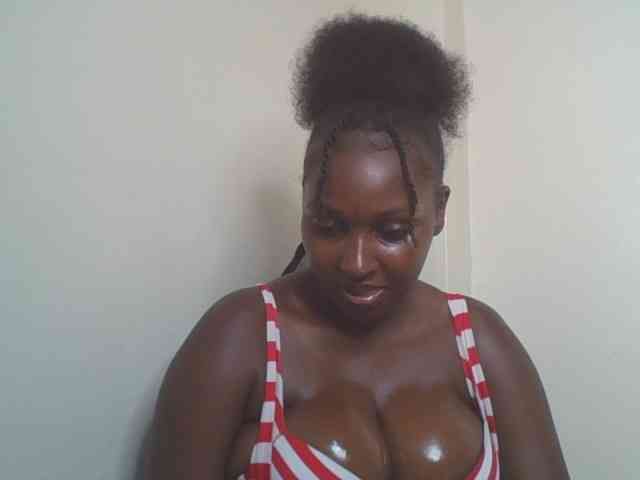 SexyBanni webcam