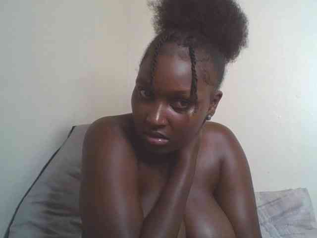 SexyBanni webcam