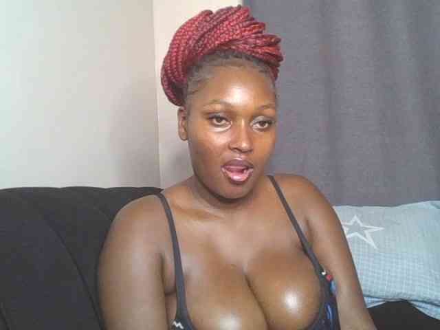 SexyBanni webcam
