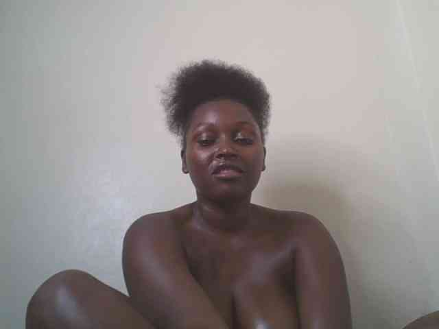 SexyBanni webcam
