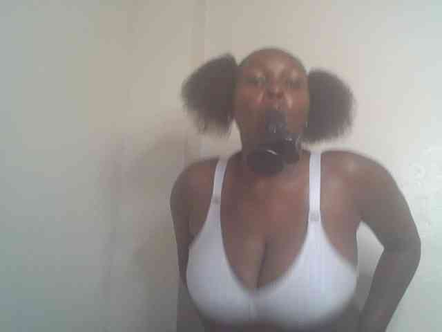 SexyBanni webcam