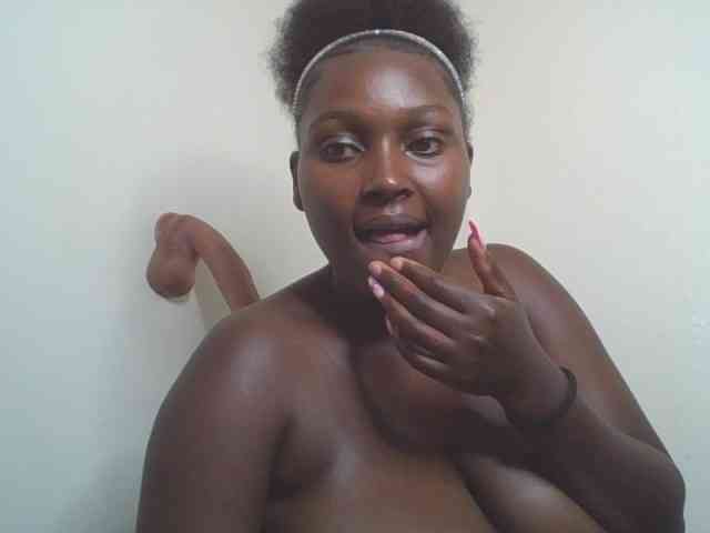 SexyBanni webcam