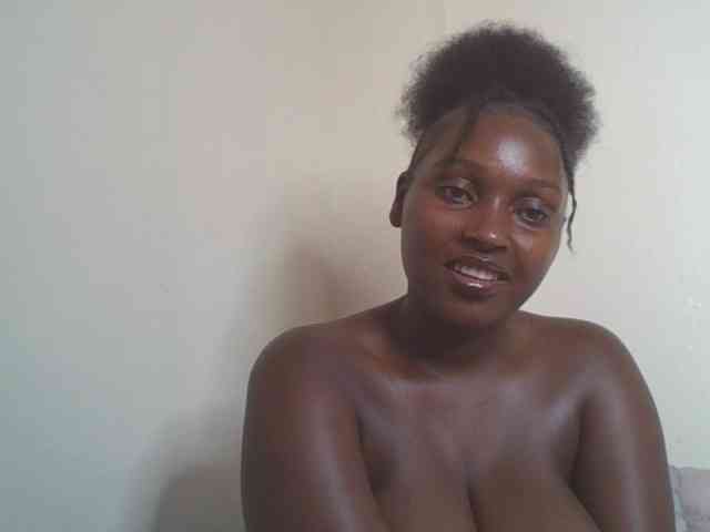 SexyBanni webcam